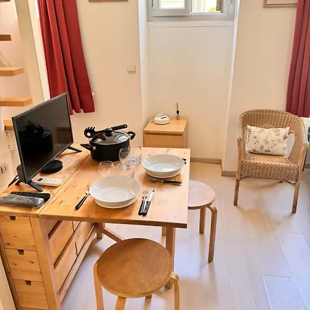 Tranquil With Mezzanine In Carre Dor *