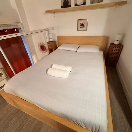 Tranquil With Mezzanine In Carre Dor