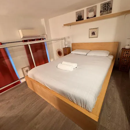 Tranquil With Mezzanine In Carre Dor * Nizza