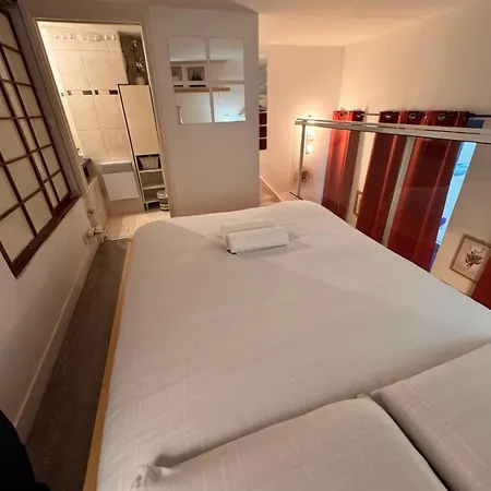 Tranquil With Mezzanine In Carre Dor Nyaraló *
