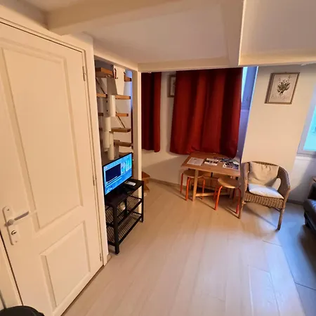 Tranquil With Mezzanine In Carre Dor Nyaraló *